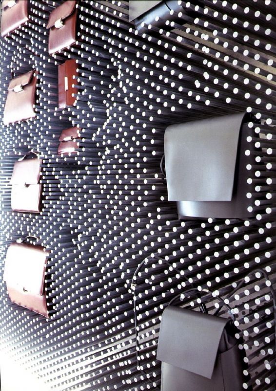 MANDARINA DUCK Hera and Twice lines (Domus magazine January 2001)