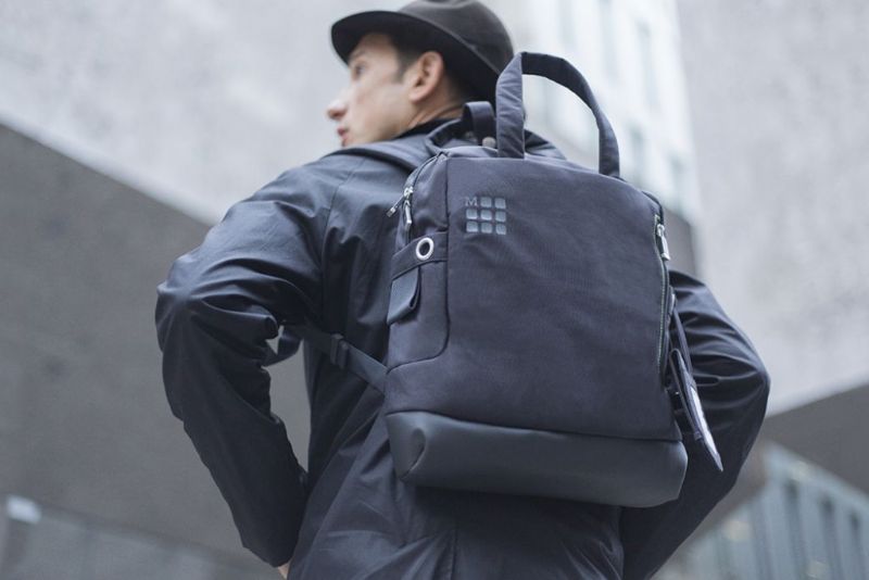 MOLESKINE MyCloud bag (web advertising)